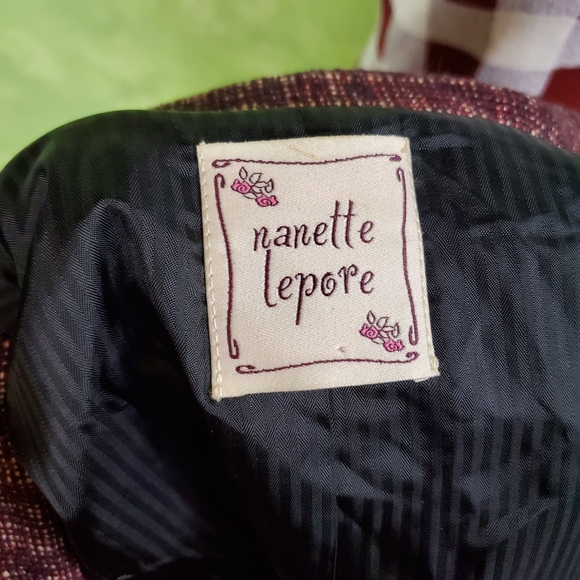 Vintage Cropped Tweed Blazer - Picture 9 of 10